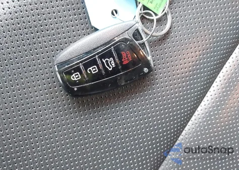 2018 Hyundai Santa Fe Sport 2.0T z USA, uszkodzony, nr VIN 5NMZUDLA6JH099030